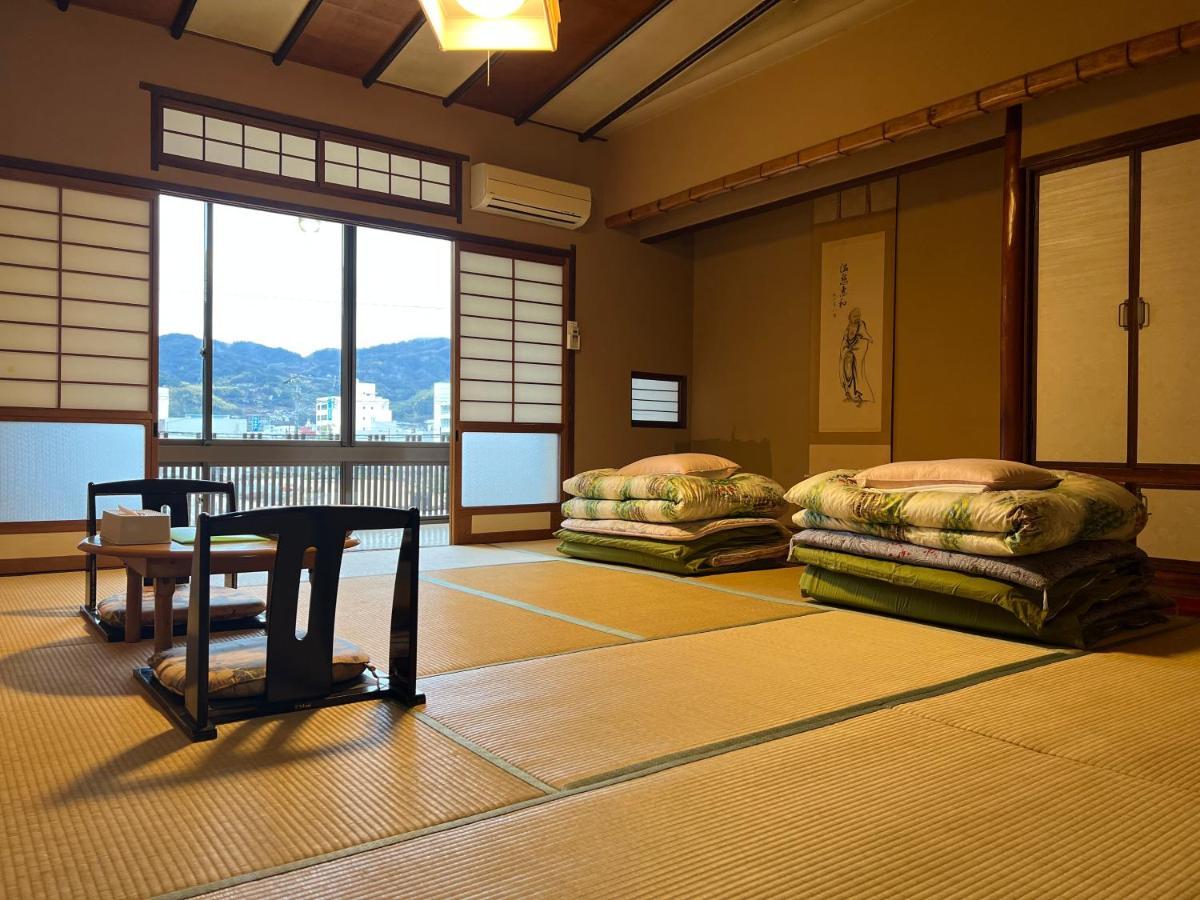 Guest House Matsukiso Beppu Bagian luar foto